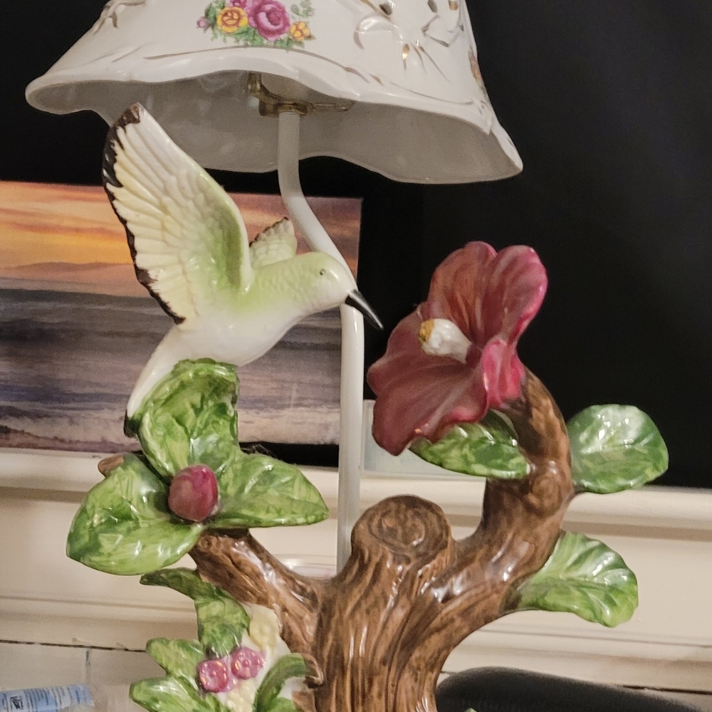 Porcelain Lamp - Picture 2 of 3